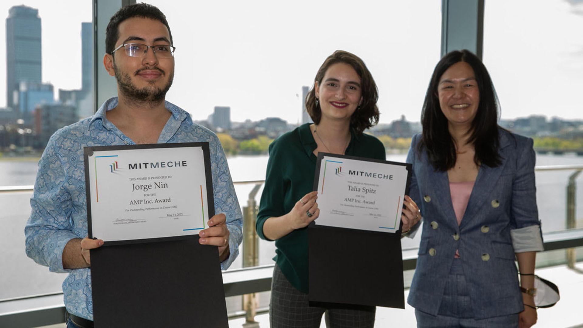 On May 11, MechE hosted the first in-person Student Awards Luncheon in 3 years! Students, faculty, and staff gathered in Samberg Conference Center to celebrate the accomplishments of MechE students.